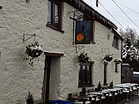 The Rising Sun Inn Ph outside