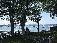 Portland Yacht Club outside