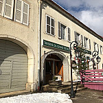 Taverne du Grand Tetras outside