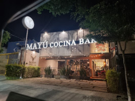 MAYU Cocina Bar inside