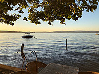 Giardino Sul Lago inside