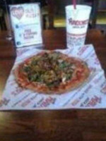 Uncle Maddio's Pizza Joint food