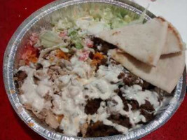 The Halal Guys food