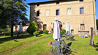 La Fonte Dei Tufi outside