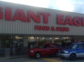 Giant Eagle Bakery food