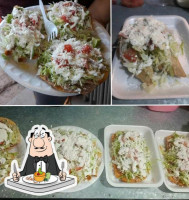 Tostadas Los Reyes food