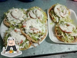 Tostadas Los Reyes food