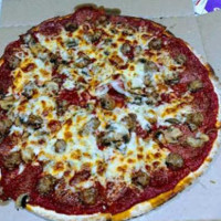 Fast Eddies Pizza food