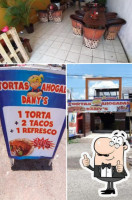 Tortas Ahogadas Dany's outside