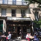 La Taverne Des Buttes Chaumont food