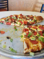 Round Table Pizza food