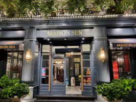 Maison Sen Buffet outside