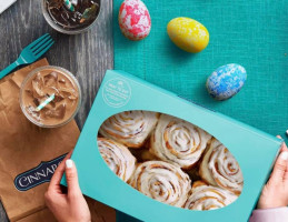 Cinnabon food