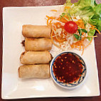 Saowanee's Place Thai Restaurant food