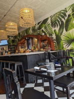 Harry's Daughter Caribbean Inspired Gastro Pub food