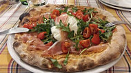 Pizzeria Canturina food