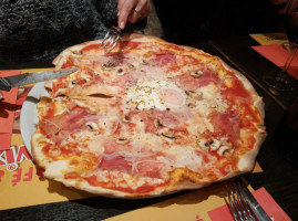 Cosi Com'e Pizzeria Focacceria food