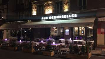 Le Bistrot Aux Demoiselles food