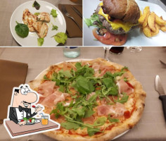 Caruso Pizzeria Con Cucina food