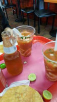 Mariscos La Paz food