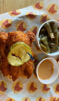 Joella's Hot Chicken Broad Ripple inside