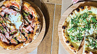 Saveur Pizza food