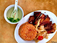 Tan Viet Noodle House food