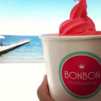 Bonbon Frozen Yogurt food