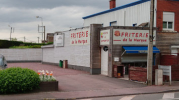 Friterie de la Marque outside