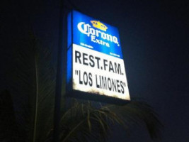 Los Limones food