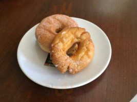 Intown Donutz food