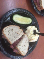 Jo-el's Kosher Deli, Market Café food