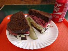 Danny's Downtown Deli, LLC food