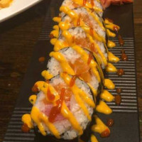 Samu Sushi Hibachi food