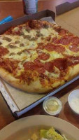 Cybelle's Pizza food