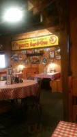 Famous Dave's -b-que food