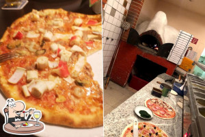 Pizzeria Al Castello food