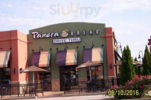 Panera Bread outside