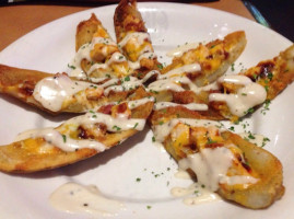 Boston Pizza food