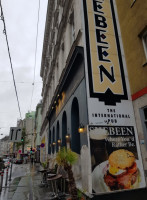 Shebeen International Pub food