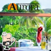 Mirador Aurora food