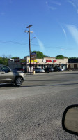 Corsicana Donut Bakery outside