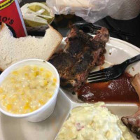 Smokey Mo's Bbq food