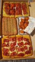 Pizza Hut food