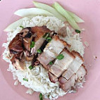 Beng Traditional Chicken Rice food