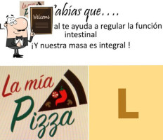 La Mía Pizza food