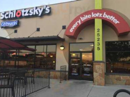 Schlotzsky's food