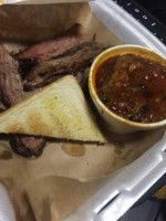 Bourbon Smokehouse food