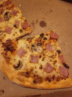 Domino's Pizza food