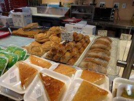 Kim Phung Bakery food